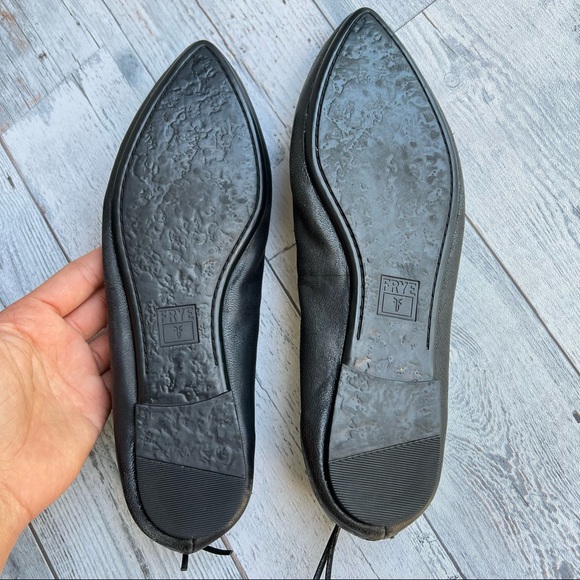 Frye Regina Ballet Flats Black Leather Pointed Toe Slip On Shoes Women Size 7.5 - Picture 9 of 15